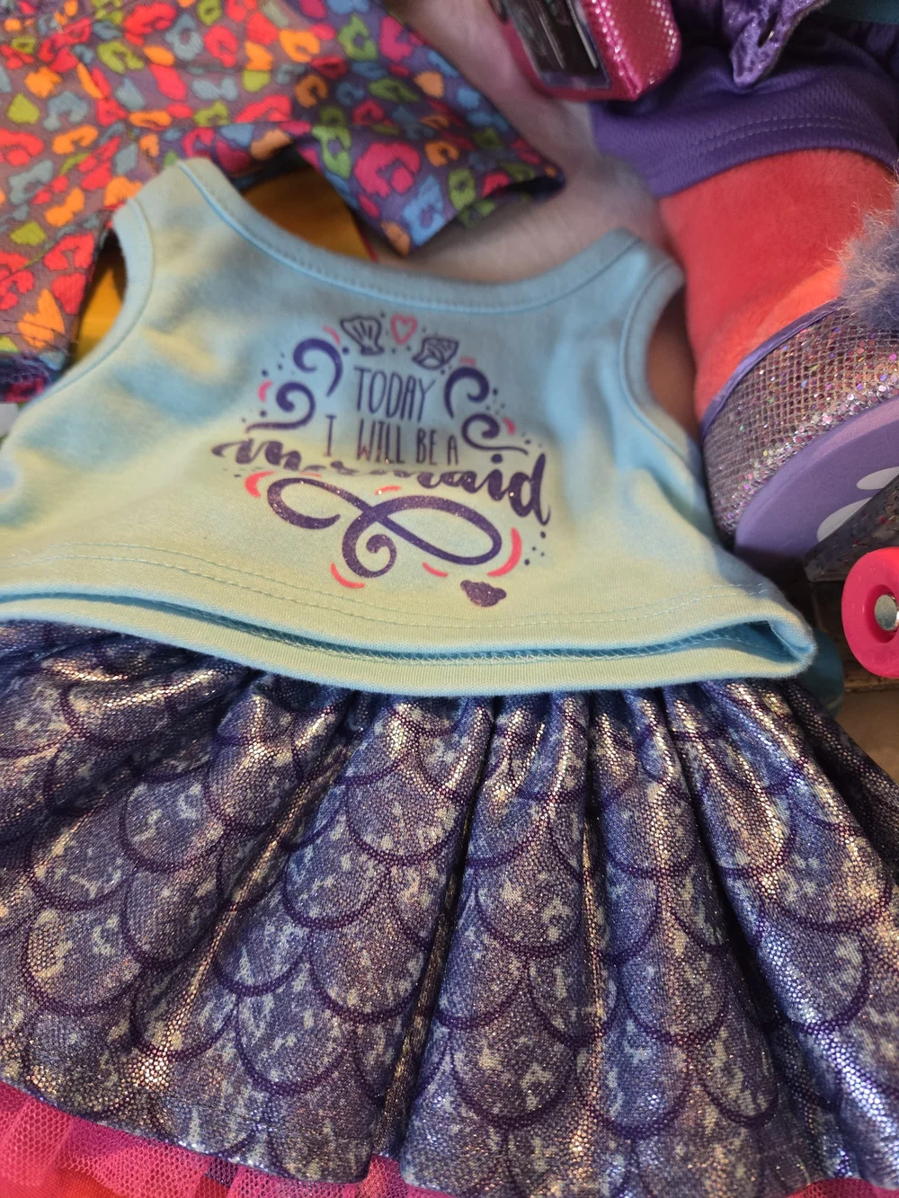 Build-A-Bear Honey Girls Viv Fox Plush 15 Pc Lot Skates Headphones EUC